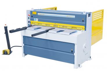 Bernardo MTA 1560 x 3 Motorische Tafelblechschere